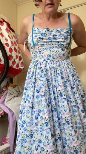 Sexy, Toned, Girl-next-door Is Like Goldilocks Trying on New Clothes!