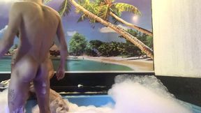 guilherme silva dotado e grosso ne fudeu gostoso na piscina do motel e depois ainda comi muito ele