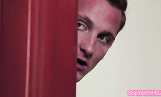 Last threesome before they leave the appartment that they love