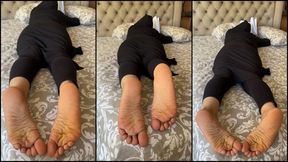 Kawtar - wide wrinky hijabi feet pose 2