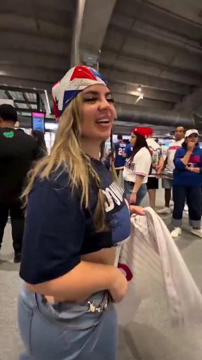 Amateur football player shows off her big ass on camera