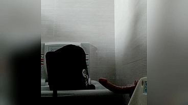 Yahui playing dildo in toilet