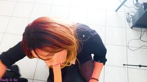 nady suce un gode ejaculateur