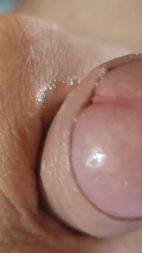 Big Lubed Straight Cock Inflates His Veins.
