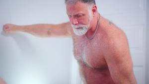 Icon Male: Pulsating Packages Plunge