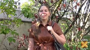 Double penetration for Alice, plus rough fingering&#x1F449; pleasure