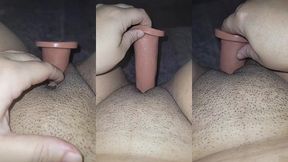 cono grande masturbandome con juguete