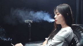 NEW Sexy heavy yilin`s smoker interview 4K