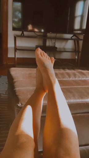 You love my tiny Goddess feet
