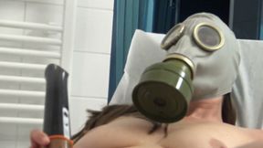 Perverted Fetish Slut Masturbates to Climax in a Gas Mask