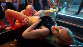 Sweet cunnilingus in the club - hot porn video