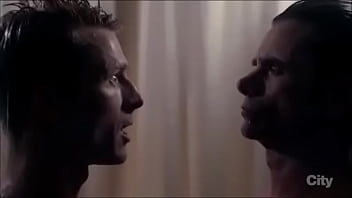 Scream Queens - Chad e Dr. Brock take a shower