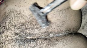 Des Indian wife shaving pusssy