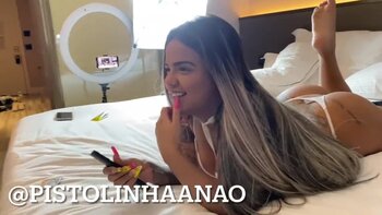 Pistola anao - Pistola Aanao's Sultry Sucking Session: Deep Throating Layspeace's Massive Dick