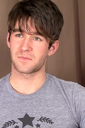 Gorgeous Woody Fox Beats His Meat