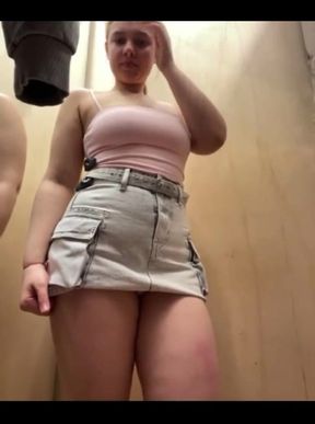 Wireless Vibrator in My Pussy During Shopping at the Mall