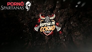 Loira Safada da a Bucetinha na Frente do Corno no Esposa de Corno na Arena
