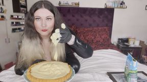Mistress FFW describes what she'll do to her slave