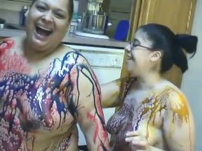 Couple of ugly BBW amateur sluts in gross body painting session