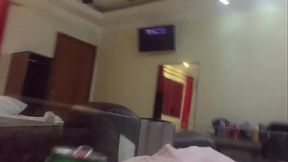 Fodendo o rabo dela na banheira