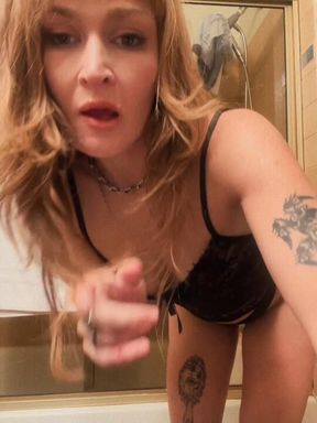 Humiliating cuck, ass worship 
, twerk
