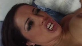 una sesion de fotos para los seres queridos, despierta en ella y en el los brotes ... joder es la solucion a sus dos problemas ... divertirse