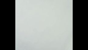 Descubro a mi. Madrastra en video llamada con un amigo de mi pap&aacute_ y termin&oacute_ follandola