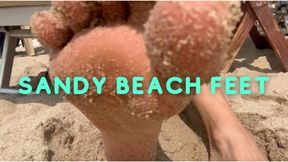 SANDY BEACH FEET!