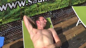 2090 esteban baise par un bel hetero au jacuzzyesteban est un sexy latino ...