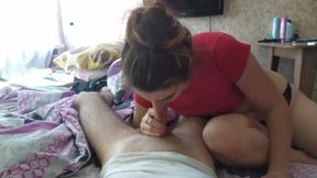 My girlfriend takes advantage of me in the room and takes my cock in her mouth