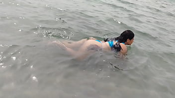 Latina gordita que culo m&aacute_s grande en la playa