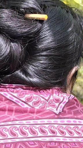 Video of fucking a beautiful desi girl while eating jute.   Clip 1