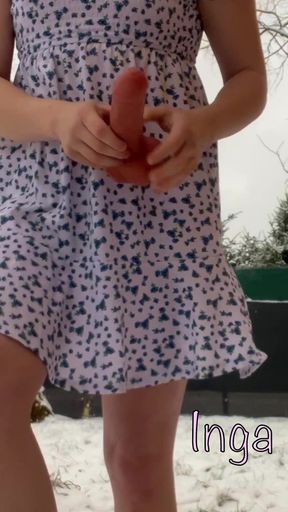 Girl Masturbates and Pees in the Garden