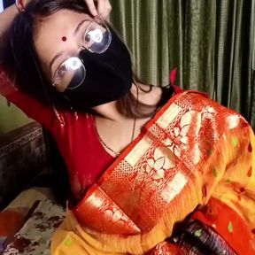 Lisa bhabi ne apni Nude dance or pussy open kari