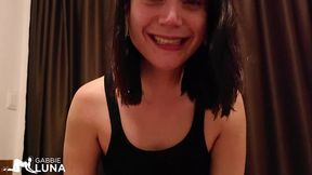 Casada Gostosa Fazendo Boquete e Dando a Bucetinha Cabeluda pra Encher de Gala!