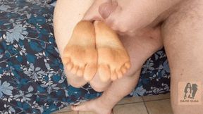 (240) Footjob, Blowjob and Smacking Cock with Dirty Feet (4K, MP4)