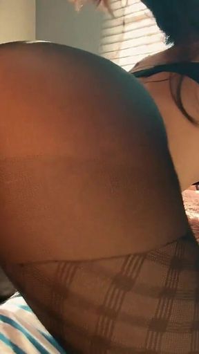 Slutty Secretary Gets Her Boss's Cock in Pantyhose Doggystyle