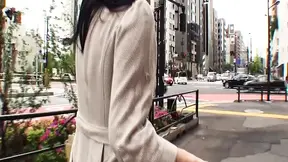 A132F01 I tried showing an ordinary wife a preview of a daytime drama and picking up some intensely erotic footage... A quietly lewd, pure wife and a threesome sex!