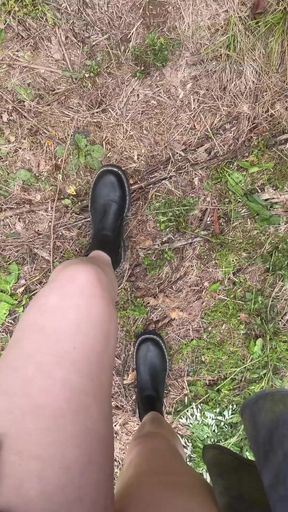 Random guy gives a surprise blowjob before fucking her