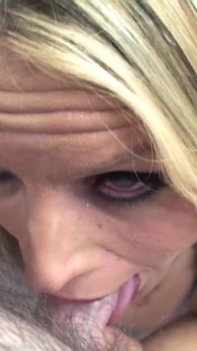 Skylar Rae likes to suck cock