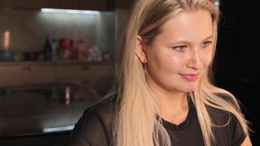 Stella Cardo puts a vibrator in her panties