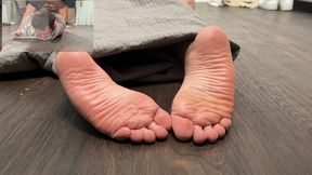 Wrapped Up: Tickling Pup Saki's Soft Feet and Soles (1080p HD)