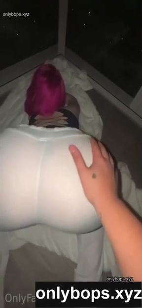 Celebrity teen exposes her amateur tiktok