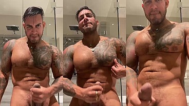 Hot shower viktor rom latino bbc bearded tattooed