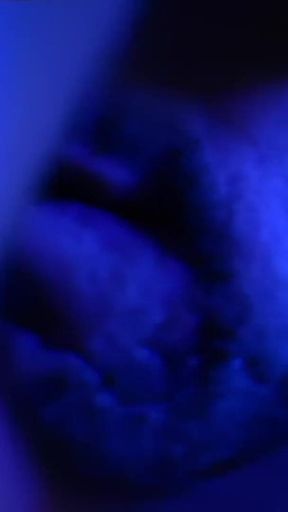 Sunnie Daye: I Want to Try a Big Mature Cock for the First Time