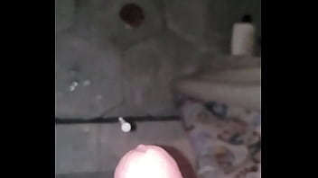Me la jalo antes de ba&ntilde_arme