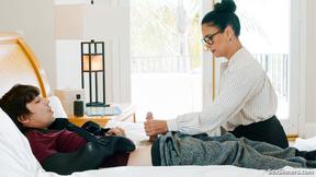 ”Prof gives college girl a HELPING HANDjob”