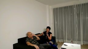 88 , con mi amigo llamamos a un vecino, tecnico de tv para que arregle la tv y me recojan entre los dos primera parte capitulo 88