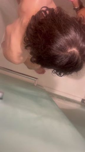 Lightskin Petite Teen Takes BWC Facial in The Shower