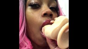 ivy the character- dildo play